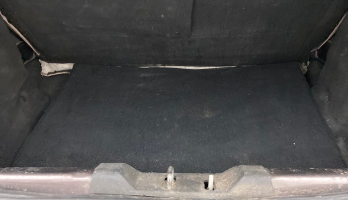 2016 Tata Tiago XT DIESEL, Diesel, Manual, 64,990 km, Boot Inside