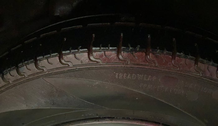 2016 Hyundai i10 MAGNA 1.1, Petrol, Manual, 58,512 km, Left Rear Tyre Tread