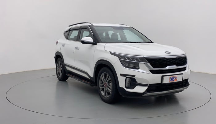 2020 KIA SELTOS HTX 1.5 PETROL MT, Petrol, Manual, 23,733 km, Right Front Diagonal