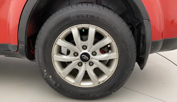 2016 Mahindra XUV500 W10 AWD, Diesel, Manual, 86,876 km, Left Rear Wheel