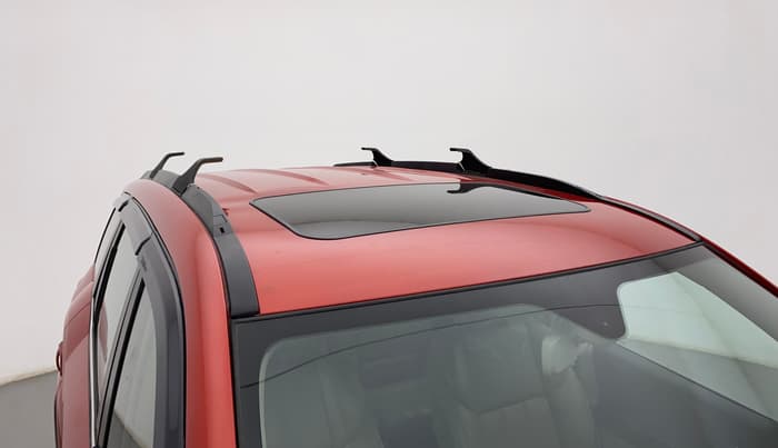 2016 Mahindra XUV500 W10 AWD, Diesel, Manual, 86,876 km, Roof