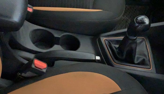 2016 Hyundai i20 Active 1.2 S, Petrol, Manual, 78,239 km, Gear Lever