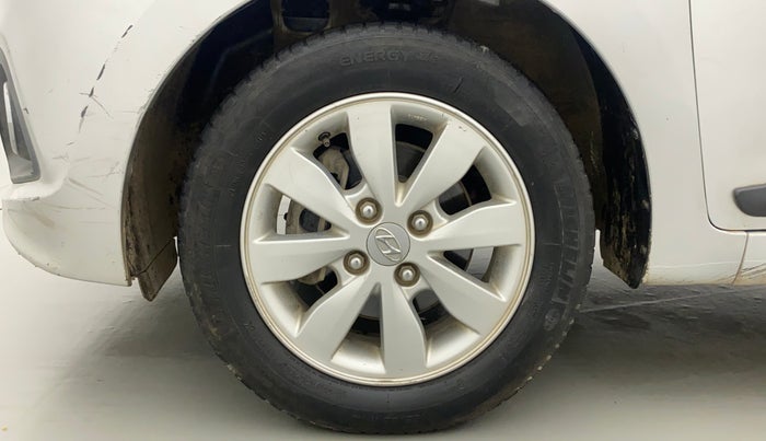 2014 Hyundai Xcent S (O) 1.2, CNG, Manual, 1,05,524 km, Left Front Wheel