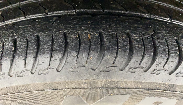 2021 Maruti S PRESSO VXI PLUS AMT, Petrol, Automatic, 58,275 km, Left Front Tyre Tread