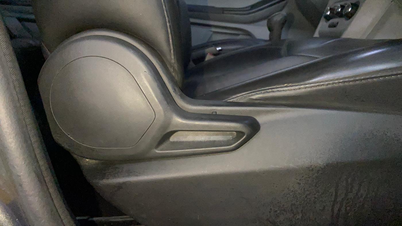 2021 Tata Tiago XT PETROL, Petrol, Manual, 43,980 km, Driver Side Adjustment Panel