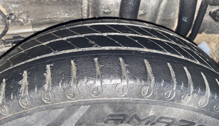 2021 Tata Tiago XT PETROL, Petrol, Manual, 43,980 km, Left Rear Tyre Tread