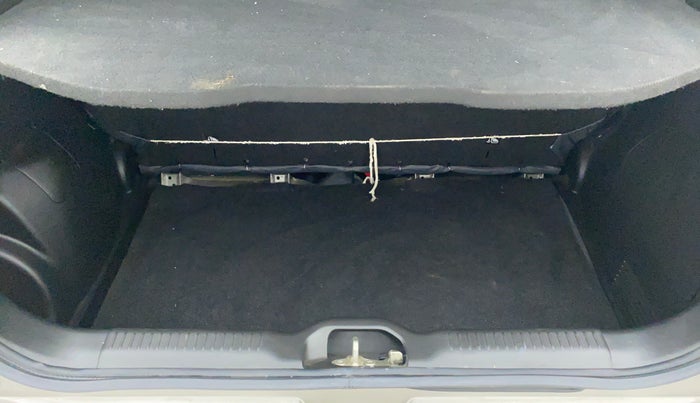 2020 Maruti Swift LXI D, Petrol, Manual, 6,789 km, Boot Inside View