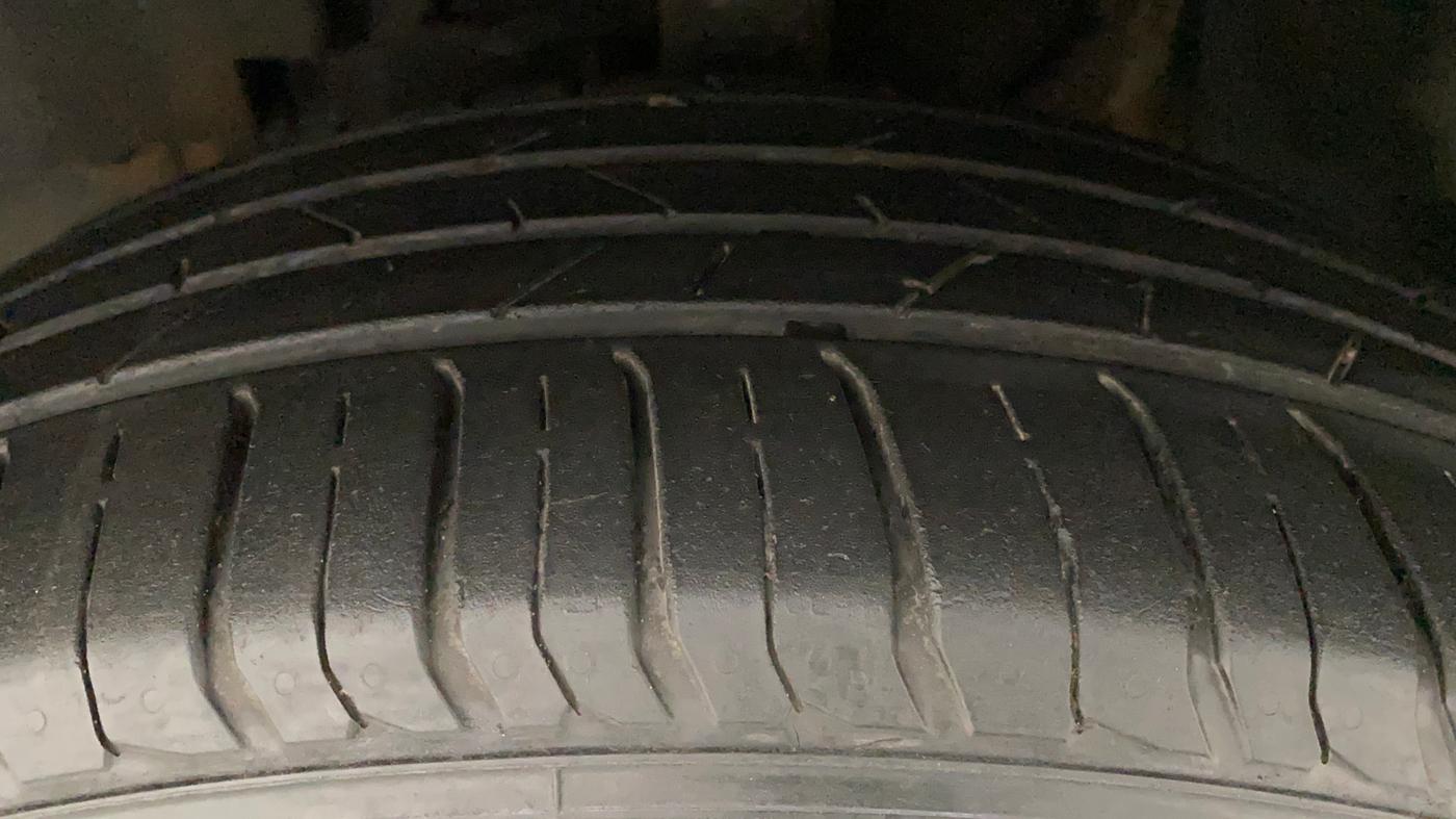 2018 Tata NEXON XZA PLUS DIESEL, Diesel, Automatic, 85,731 km, Left Front Tyre Tread