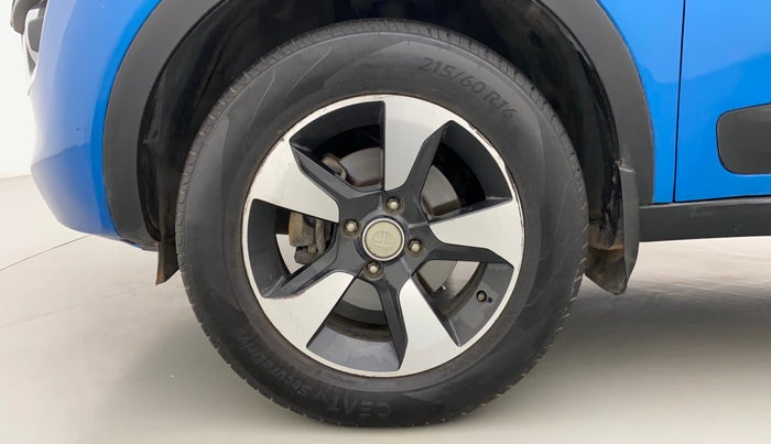 2018 Tata NEXON XZA PLUS DIESEL, Diesel, Automatic, 85,731 km, Left Front Wheel