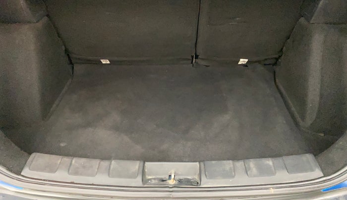 2018 Tata NEXON XZA PLUS DIESEL, Diesel, Automatic, 85,731 km, Boot Inside