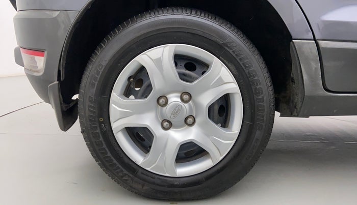 2016 Ford Ecosport 1.5 TREND TI VCT, CNG, Manual, 72,864 km, Right Rear Wheel