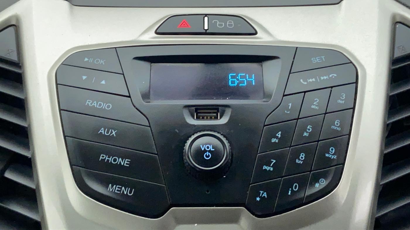 2016 Ford Ecosport 1.5 TREND TI VCT, CNG, Manual, 72,864 km, Infotainment System