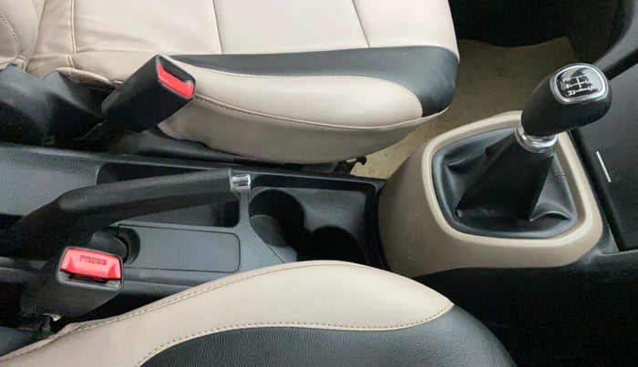 2015 Hyundai Xcent S 1.2, Petrol, Manual, 49,633 km, Gear Lever