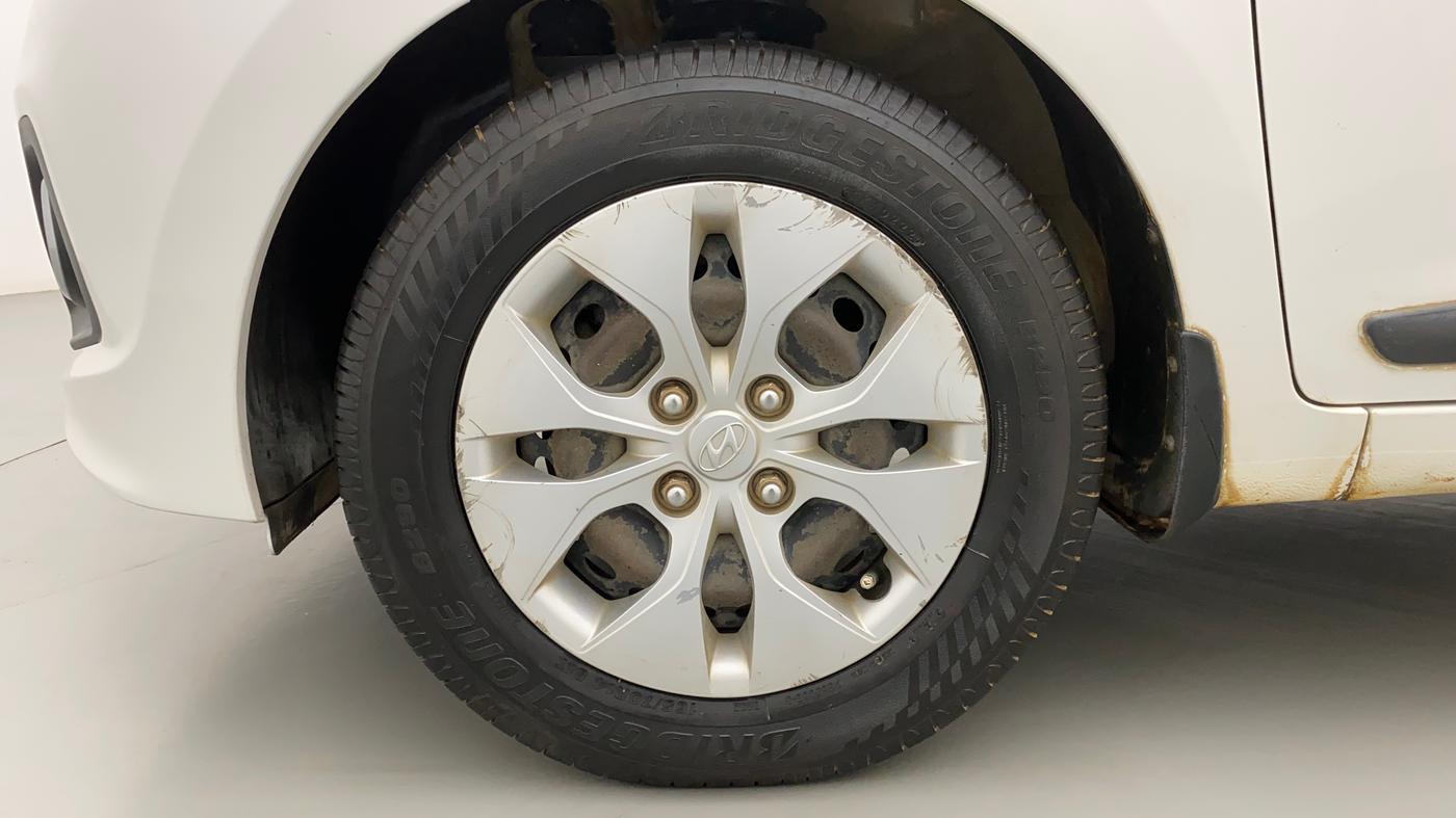 2015 Hyundai Xcent S 1.2, Petrol, Manual, 49,633 km, Left Front Wheel