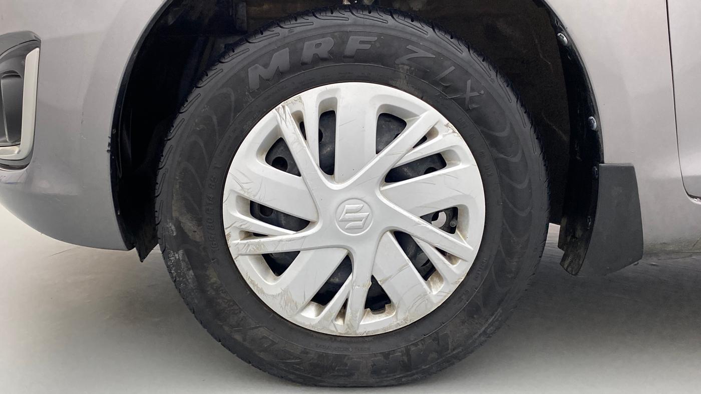 2015 Maruti Swift VXI, Petrol, Manual, 83,640 km, Left Front Wheel