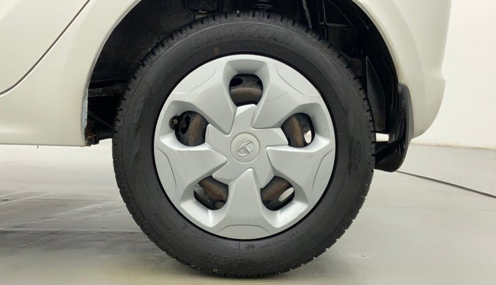 2018 Tata Tiago XT 1.2 REVOTRON, Petrol, Manual, 50,932 km, Left Rear Wheel