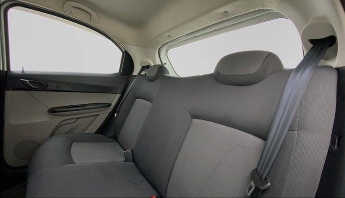2018 Tata Tiago XT 1.2 REVOTRON, Petrol, Manual, 50,932 km, Right Side Rear Door Cabin