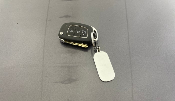 2018 Hyundai Elite i20 ASTA 1.2  CVT, Petrol, Automatic, 27,509 km, Key Close Up