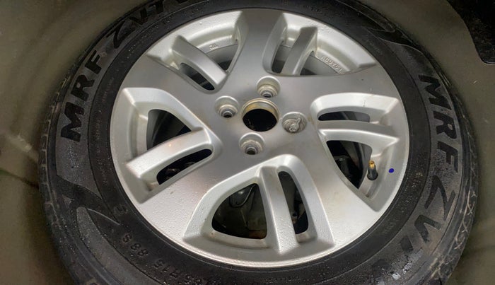 2012 Maruti Swift Dzire ZDI, Diesel, Manual, 1,26,806 km, Spare Tyre