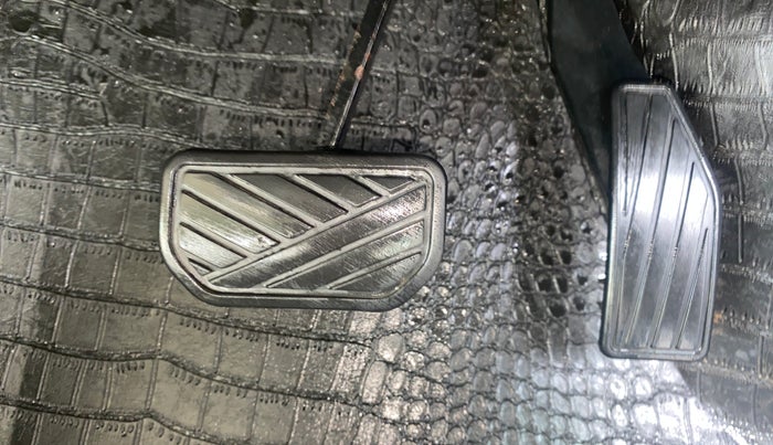 2018 Maruti IGNIS ZETA 1.2 AMT, Petrol, Automatic, 75,397 km, Pedals