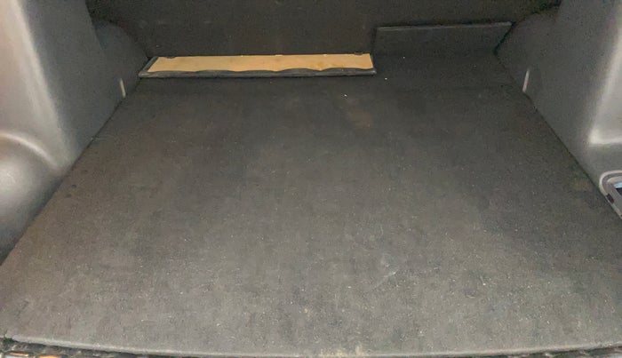 2015 Renault Duster 110 PS RXZ 4X4 MT DIESEL, Diesel, Manual, 56,189 km, Boot Inside