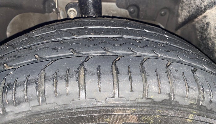 2016 Ford Ecosport TITANIUM 1.5L PETROL AT, Petrol, Automatic, 88,687 km, Right Front Tyre Tread