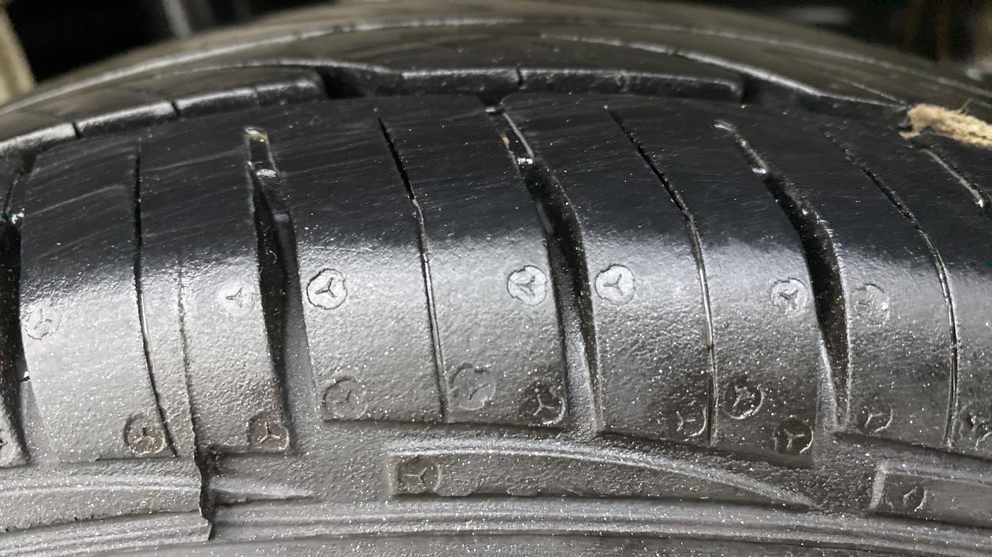 2011 Maruti Alto LXI, Petrol, Manual, 49,101 km, Left Rear Tyre Tread