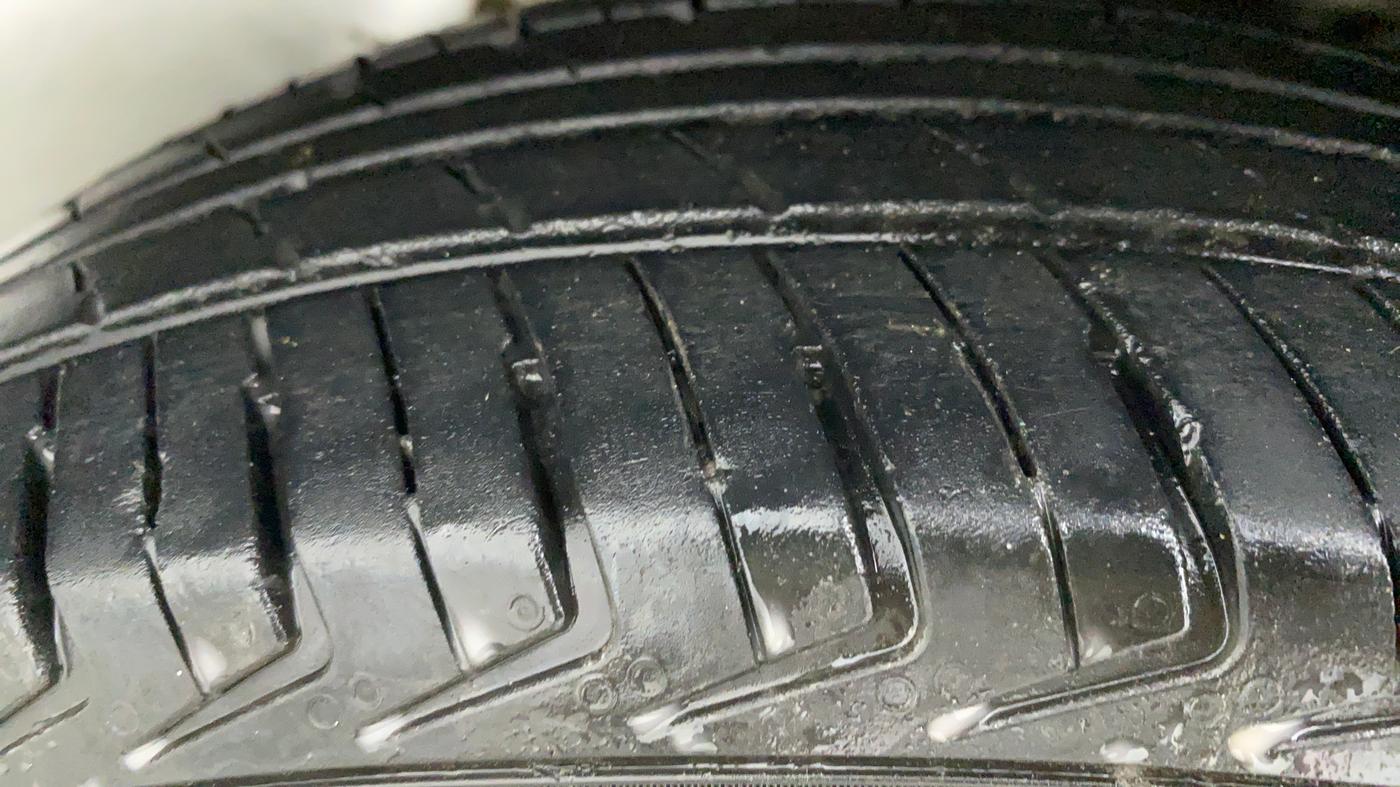 2020 Maruti New Wagon-R LXI CNG 1.0 L, CNG, Manual, 40,242 km, Left Front Tyre Tread