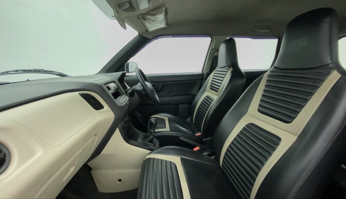 2020 Maruti New Wagon-R LXI CNG 1.0 L, CNG, Manual, 40,242 km, Right Side Front Door Cabin