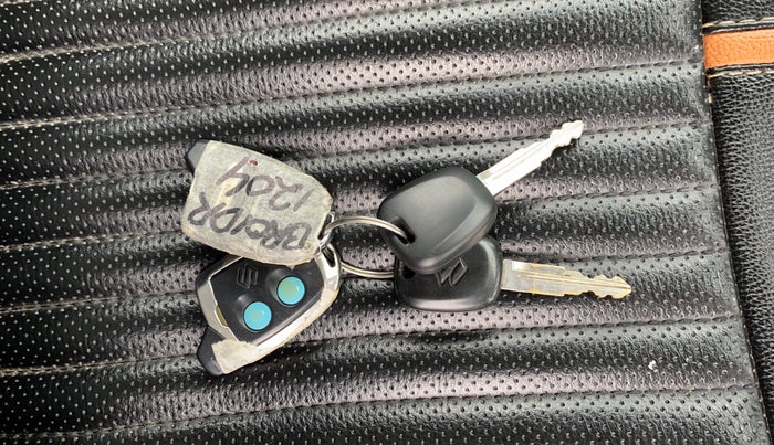 2018 Maruti Alto K10 VXI, Petrol, Manual, 75,260 km, Key Close Up