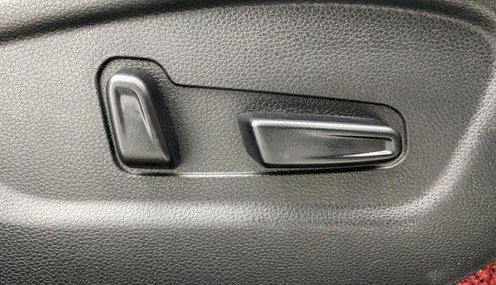 2019 KIA SELTOS GTX PLUS AT 1.5 DIESEL, Diesel, Automatic, 85,683 km, Driver Side Adjustment Panel