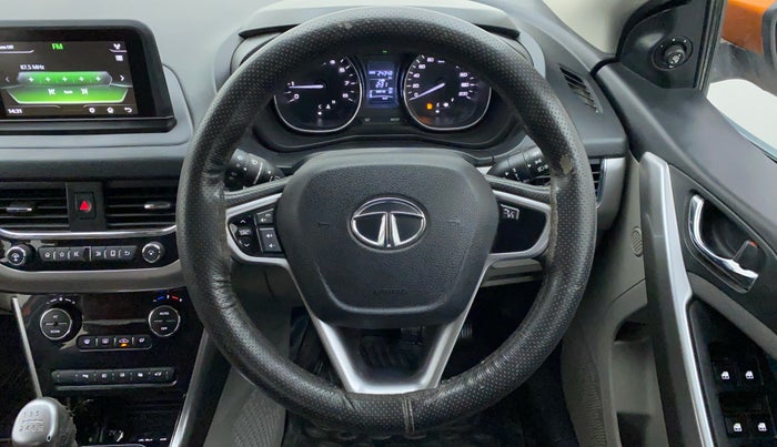 2018 Tata NEXON XZ+ 1.2 DUAL TONE, Petrol, Manual, 24,407 km, Steering Wheel Close Up