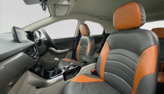 2018 Tata NEXON XZ+ 1.2 DUAL TONE, Petrol, Manual, 24,407 km, Right Side Front Door Cabin