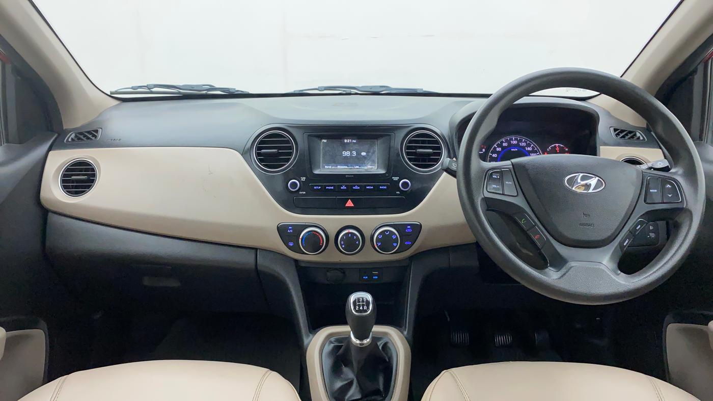 2017 Hyundai Grand i10 SPORTZ 1.2 KAPPA VTVT, Petrol, Manual, 83,808 km, Dashboard