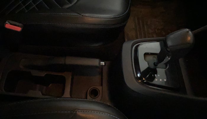 2021 Tata PUNCH ACCOMPLISHED AMT, Petrol, Automatic, 42,367 km, Gear Lever