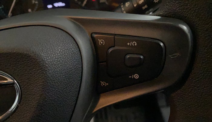 2021 Tata PUNCH ACCOMPLISHED AMT, Petrol, Automatic, 42,367 km, Adaptive Cruise Control
