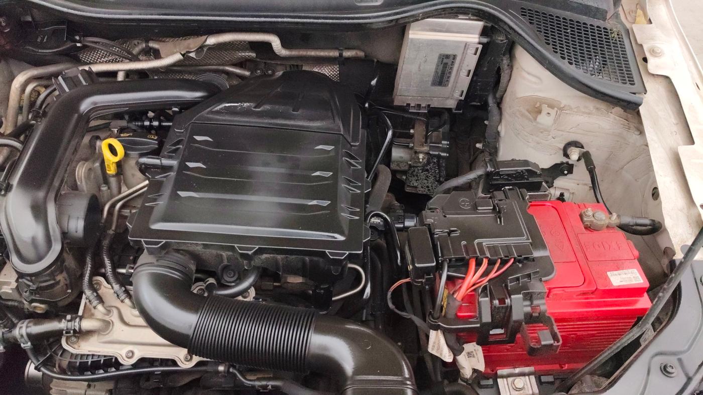 2020 Skoda Rapid AMBITION AT TSI, Petrol, Automatic, 27,715 km, Engine View - Left