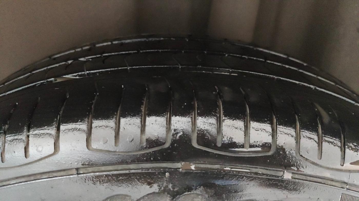 2020 Skoda Rapid AMBITION AT TSI, Petrol, Automatic, 27,715 km, Left Rear Tyre Tread