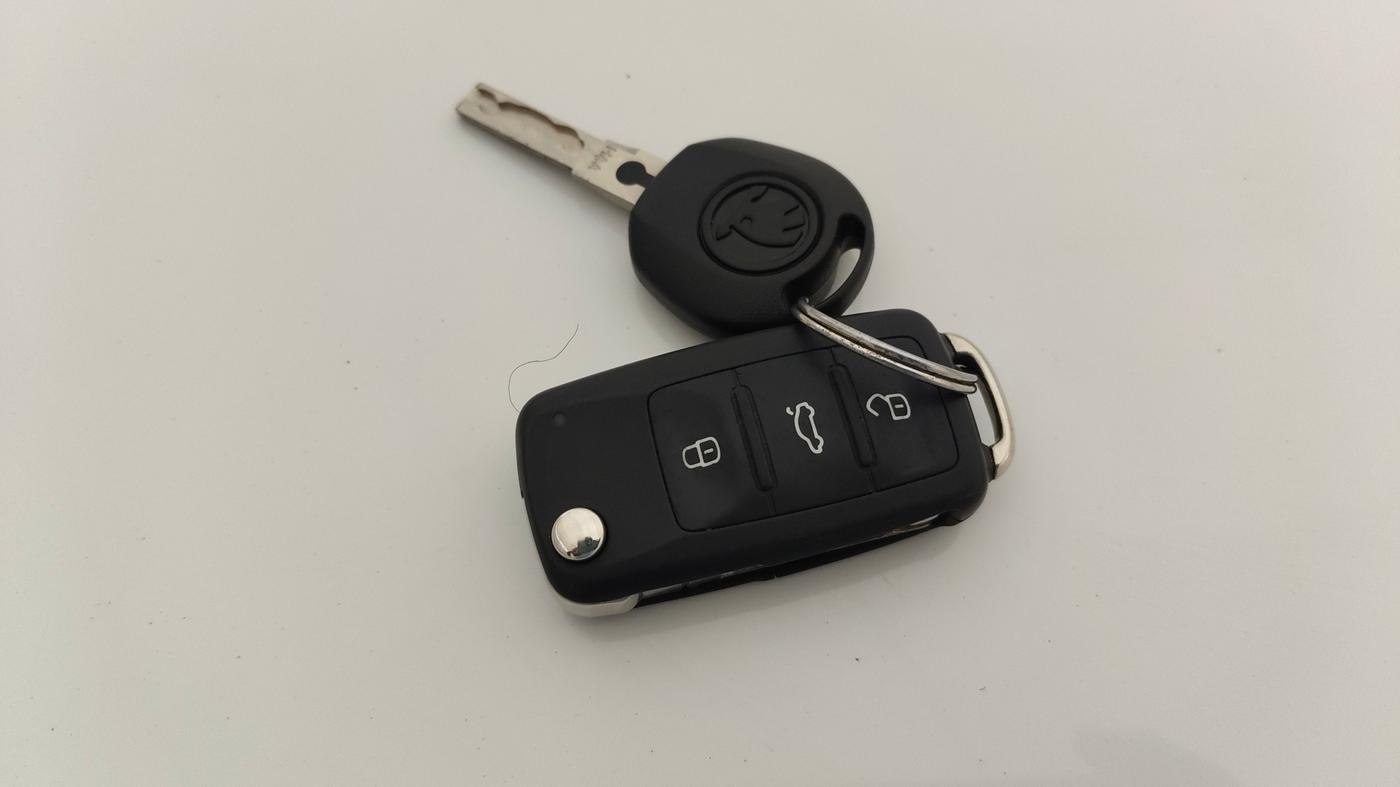2020 Skoda Rapid AMBITION AT TSI, Petrol, Automatic, 27,715 km, Key Close Up