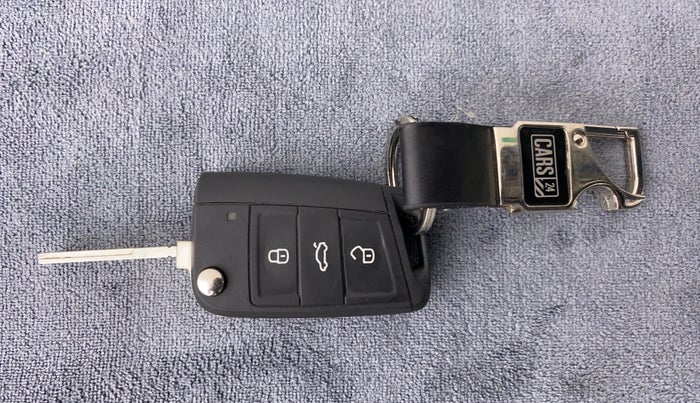 2021 Skoda KUSHAQ AMBITION 1.0 TSI MT, Petrol, Manual, 15,761 km, Key Close Up