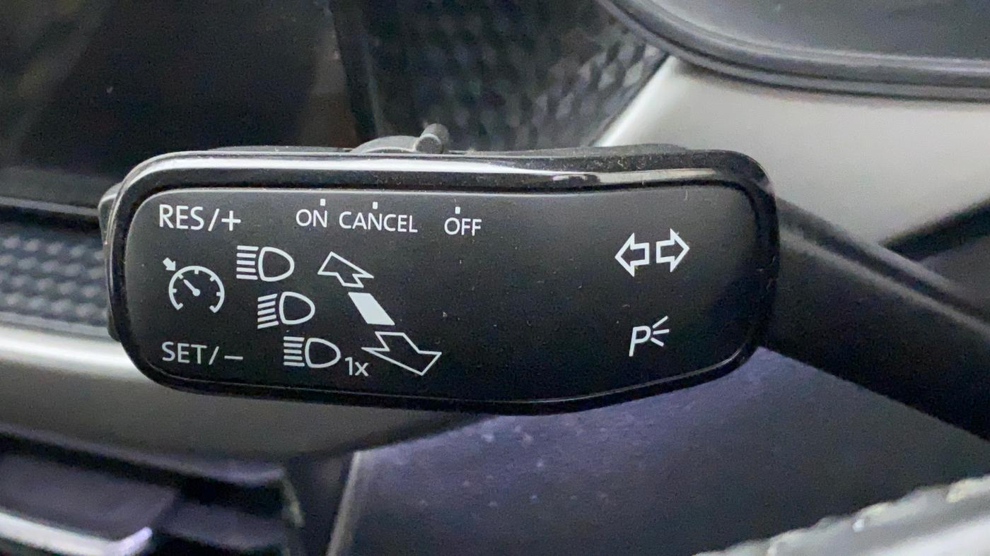 2021 Skoda KUSHAQ AMBITION 1.0 TSI MT, Petrol, Manual, 15,761 km, Adaptive Cruise Control