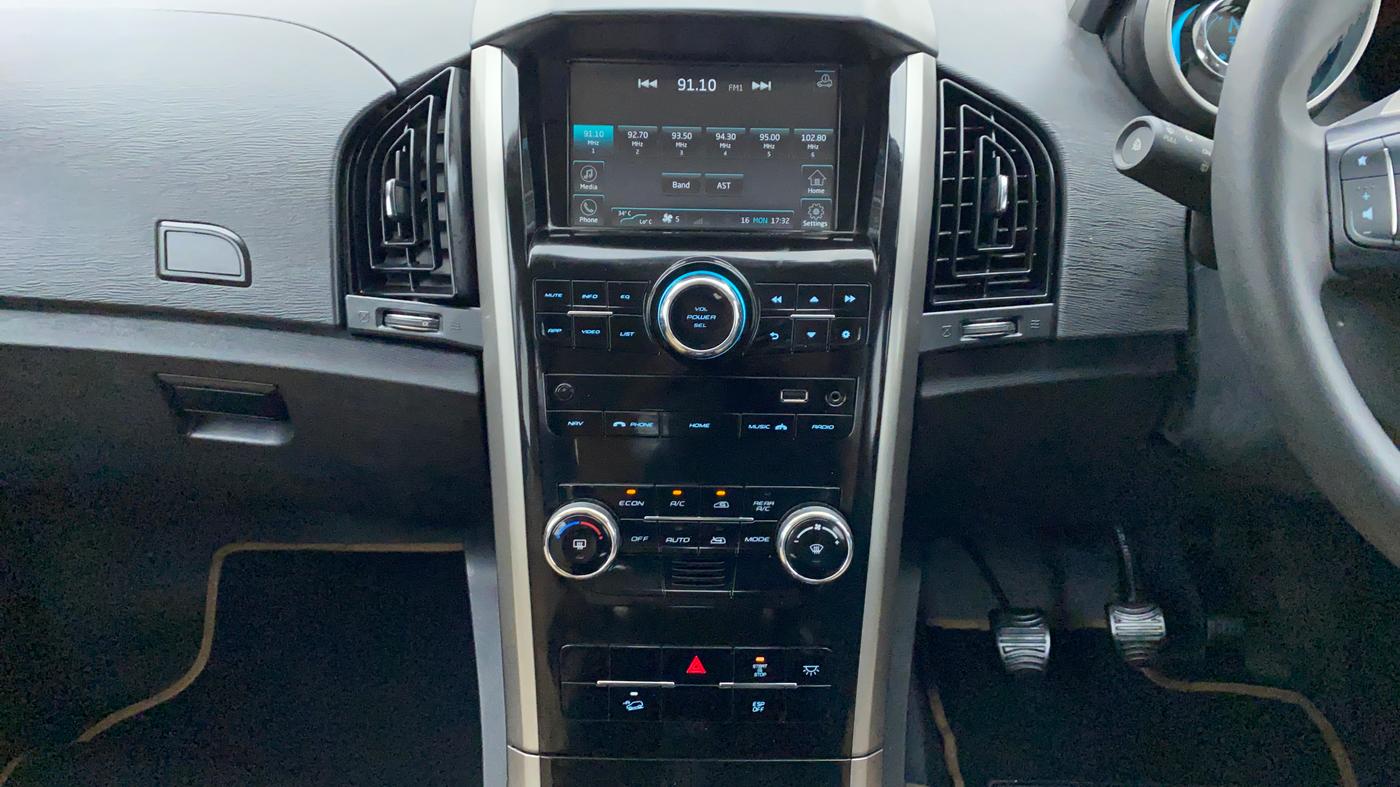 2020 Mahindra XUV500 W9, Diesel, Manual, 8,018 km, Air Conditioner