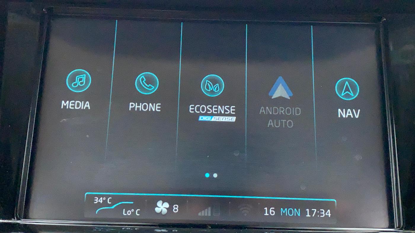 2020 Mahindra XUV500 W9, Diesel, Manual, 8,018 km, Touchscreen Infotainment System