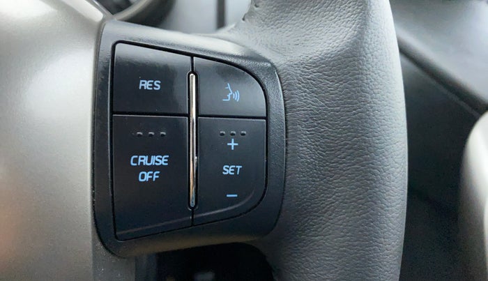 2020 Mahindra XUV500 W9, Diesel, Manual, 8,018 km, Adaptive Cruise Control