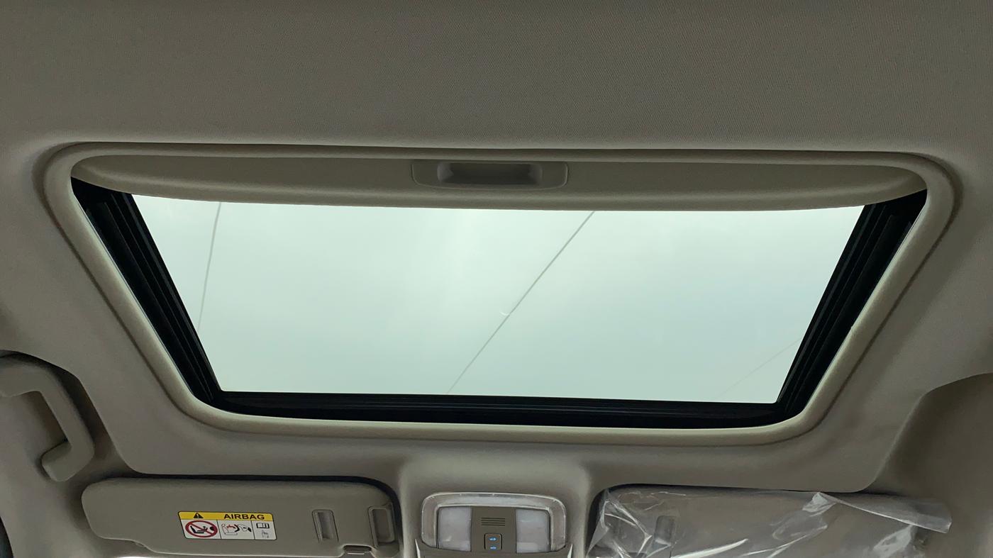 2020 Mahindra XUV500 W9, Diesel, Manual, 8,018 km, Moonroof/ Sunroof