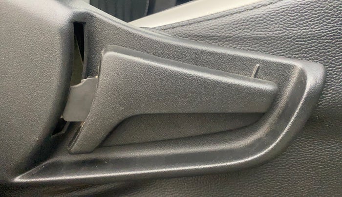 2020 Maruti S PRESSO VXI PLUS AMT, Petrol, Automatic, 20,899 km, Driver Side Adjustment Panel