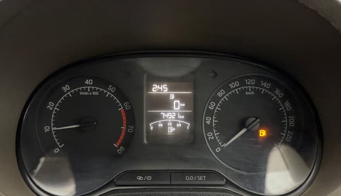 2015 Skoda Rapid 1.6 MPI ELEGANCE PLUS AT, Petrol, Automatic, 74,910 km, Odometer Image