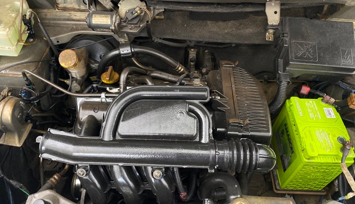 2015 Renault Kwid RXL, Petrol, Manual, 63,102 km, Engine View