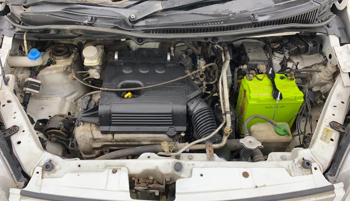 2017 Maruti Wagon R 1.0 VXI, CNG, Manual, 96,069 km, Engine View