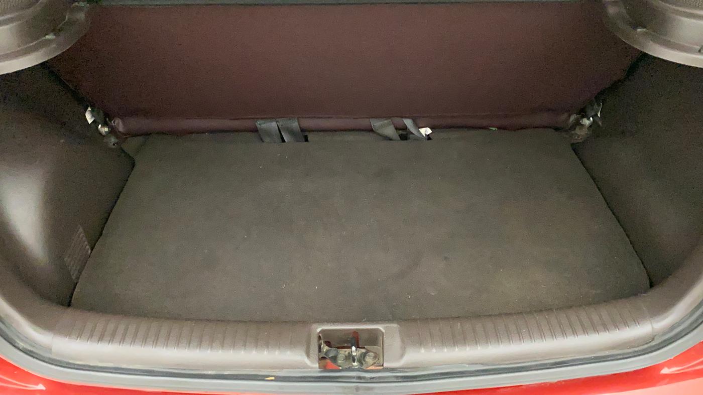 2013 Hyundai Santro Xing GLS, Petrol, Manual, 32,657 km, Boot Inside